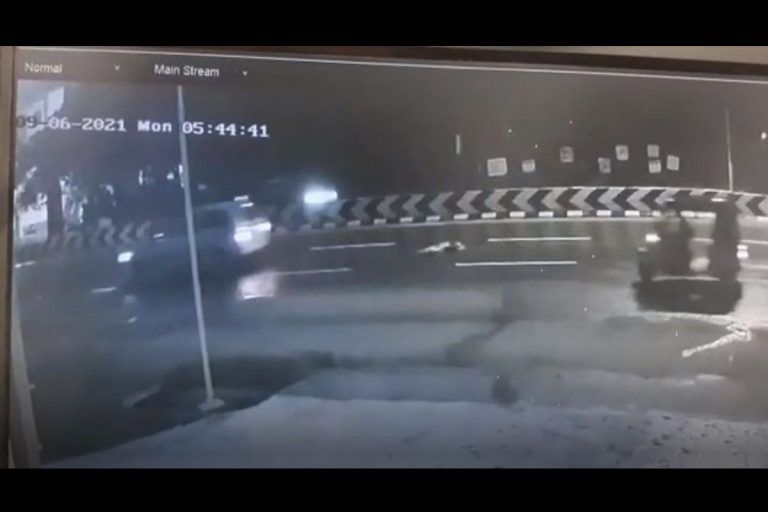 Coimbatore: Body of Woman Thrown Out of Moving SUV, Caught on Camera